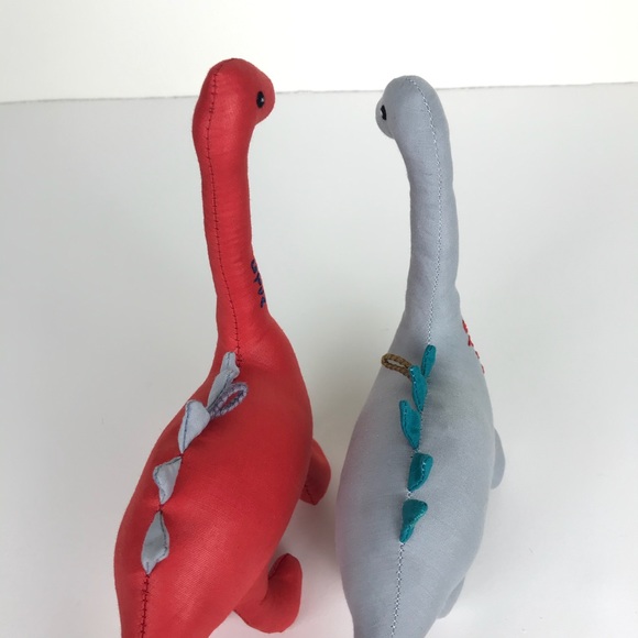 Pair of handmade dinosaurs 🦕 - Picture 6 of 8